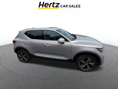 Used 2024 Volvo XC40 B5 Core
