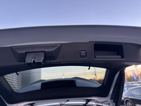 New 2025 Ford Escape ST-Line w/ Tech Pack #1 image 32