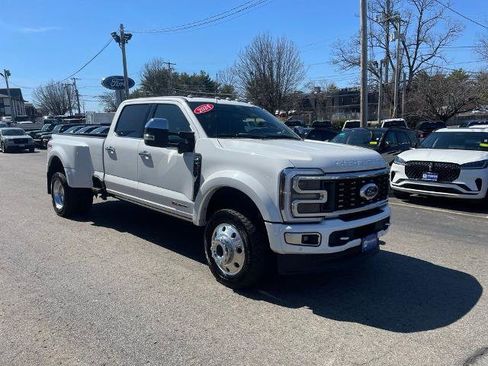 Certified 2024 Ford F450 Platinum w/ FX4 Off-Road Package AWD/4WD image 9