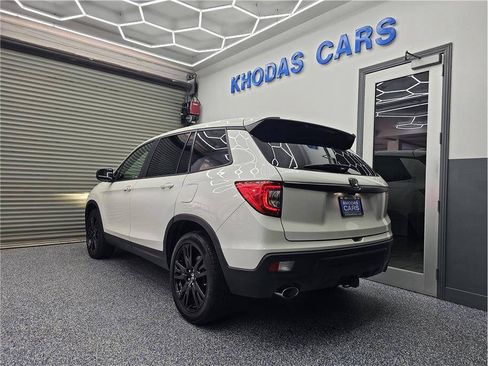 Used 2019 Honda Passport Sport image 3