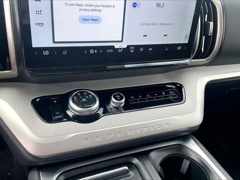 New 2026 Ford Expedition Active RWD image 18