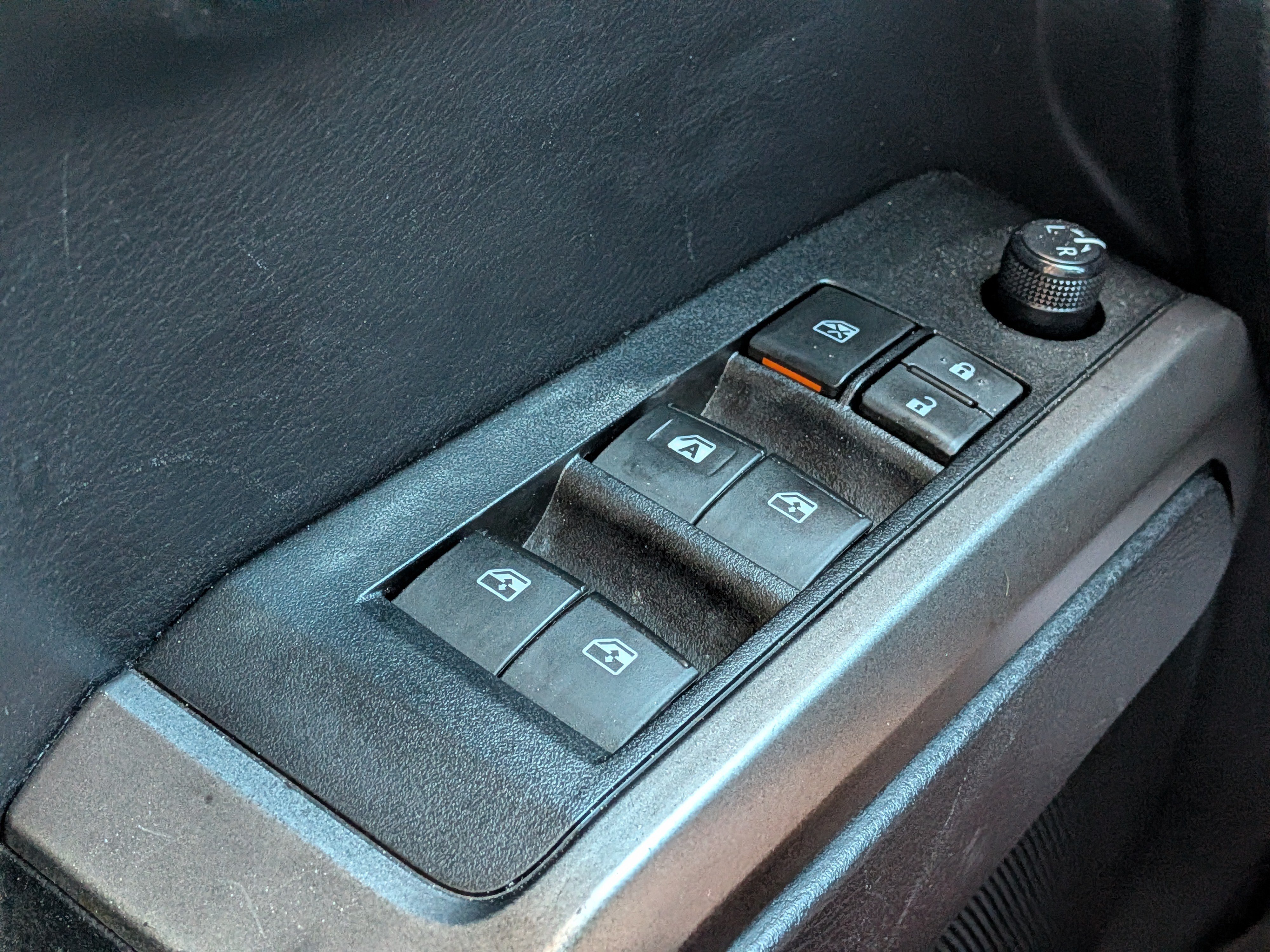 Used 2021 Toyota Tacoma SR5 w/ Trail Edition RWD image 21