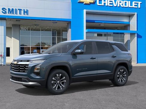 New 2026 Chevrolet Equinox LT w/ Safety and Technology Package image 2