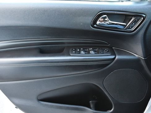 Used 2022 Dodge Durango GT image 17