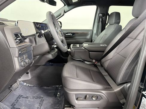 Used 2026 Chevrolet Tahoe LS AWD/4WD image 19
