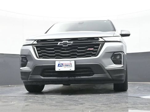 Used 2023 Chevrolet Traverse RS w/ LPO, Floor Liner Package AWD/4WD image 58