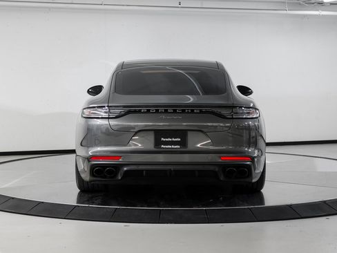Certified 2023 Porsche Panamera Platinum Edition image 6