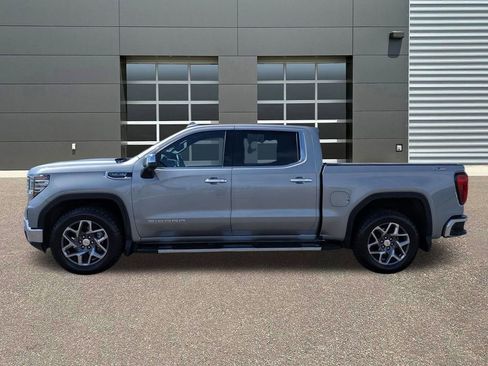Certified 2023 GMC Sierra 1500 SLT w/ SLT Premium Package AWD/4WD image 9