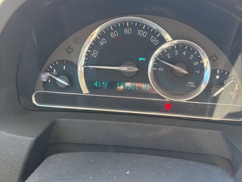 Used 2008 Chevrolet HHR LS image 11