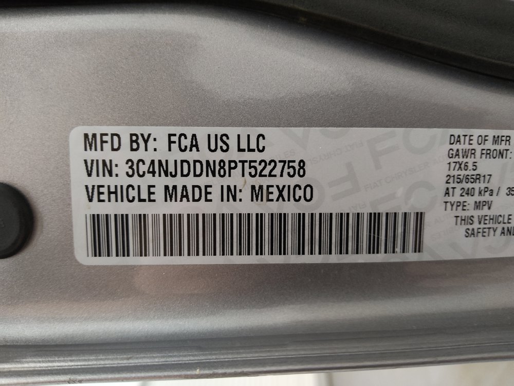 Used 2023 Jeep Compass Trailhawk AWD/4WD image 33