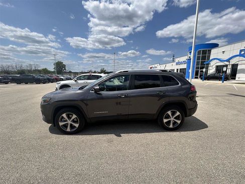 Used 2020 Jeep Cherokee Limited w/ Trailer Tow Group AWD/4WD image 11