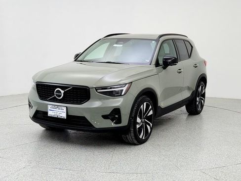 Certified 2023 Volvo XC40 B5 Ultimate w/ Protection Package Premier image 1