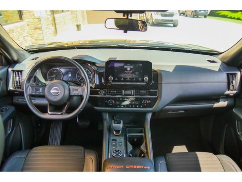 Used 2023 Nissan Pathfinder Rock Creek image 12
