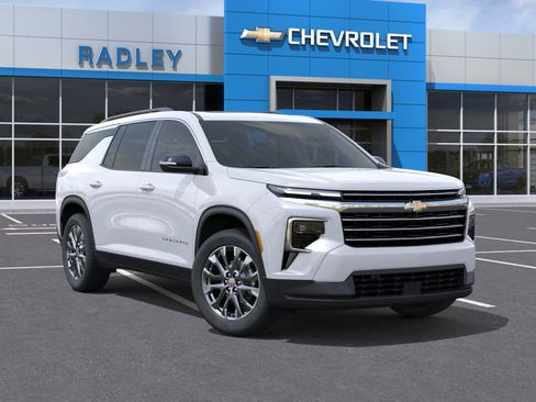New 2026 Chevrolet Traverse LT image 7