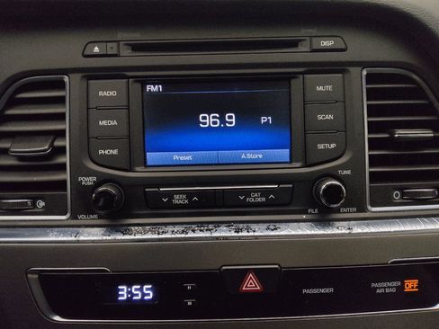 Used 2016 Hyundai Sonata SE FWD image 25