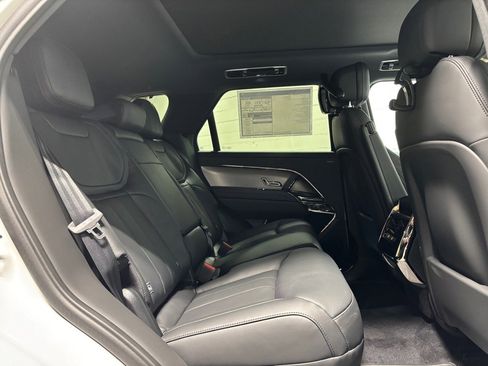 New 2025 Land Rover Range Rover Sport Dynamic SE image 39