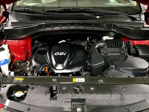 Used 2013 Hyundai Santa Fe Sport AWD/4WD image 32