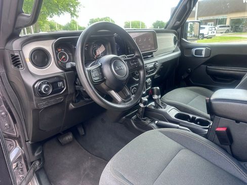 Used 2024 Jeep Wrangler Sport image 20