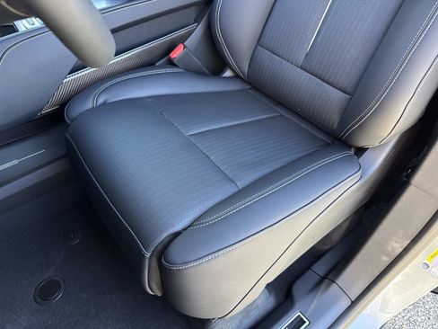 New 2026 Cadillac Vistiq Sport w/ LPO, Floor Liner Package image 19