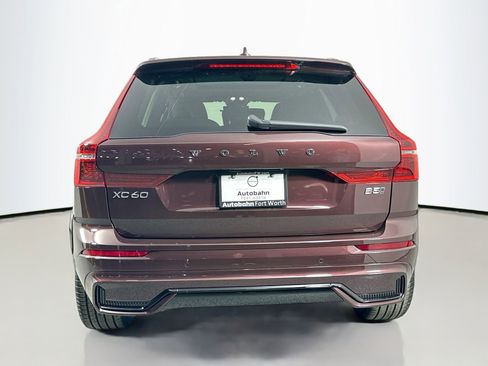 New 2026 Volvo XC60 B5 Ultra w/ Climate Package PRO image 7