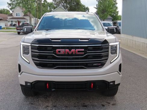 Used 2026 GMC Sierra 1500 AT4 w/ Technology Package AWD/4WD image 12