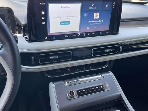 Used 2025 Lincoln Aviator AWD w/ Jet Appearance Package image 14