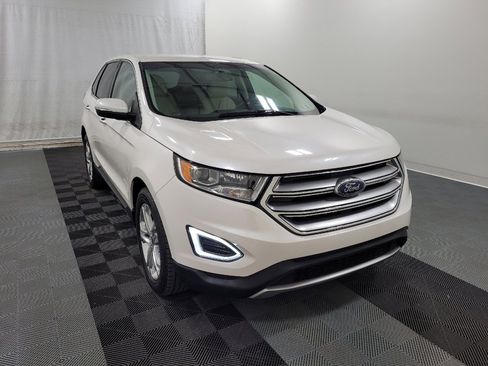 Used 2017 Ford Edge Titanium FWD image 13