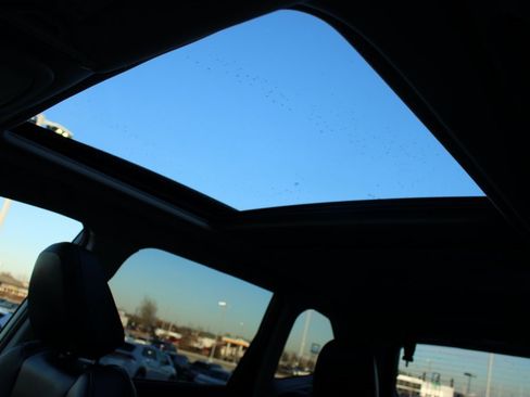 Used 2023 Subaru Forester Limited image 20