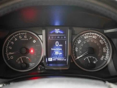 Used 2019 Toyota Tacoma TRD Sport w/ Technology Package image 24