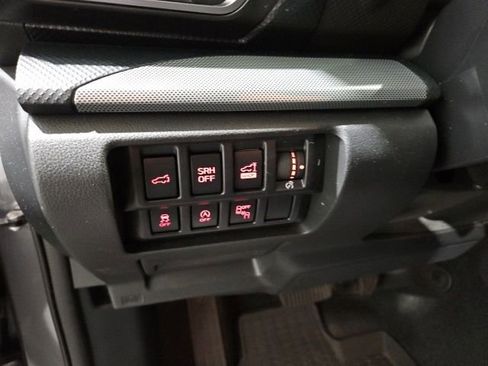 Used 2021 Subaru Forester Limited image 22