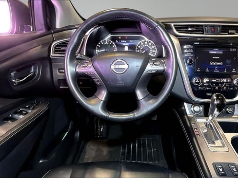Used 2023 Nissan Murano SV FWD image 9