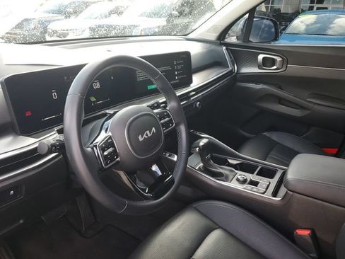 Certified 2024 Kia Sorento S w/ Panoramic Sunroof Package FWD image 21