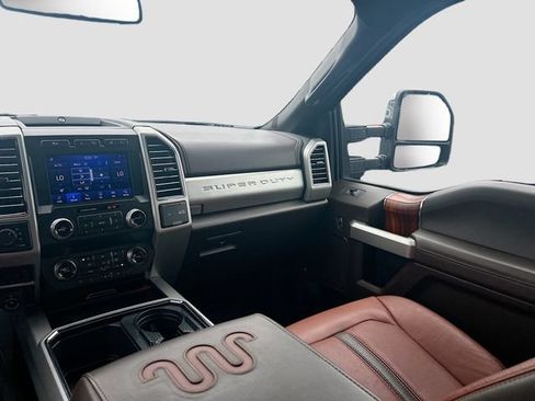 Certified 2021 Ford F350 King Ranch w/ King Ranch Ultimate Package AWD/4WD image 32