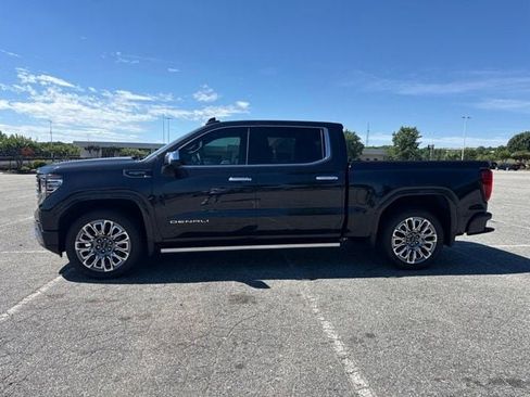 Used 2026 GMC Sierra 1500 Denali Ultimate AWD/4WD image 2