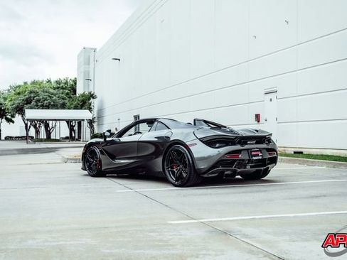 Used 2020 McLaren 720S Performance RWD image 56