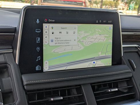 Used 2023 Chevrolet Tahoe Premier w/ Premium Package image 18