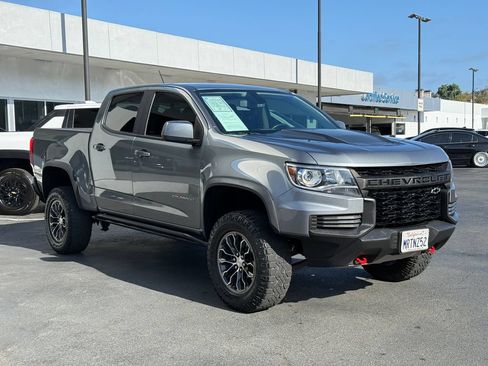 Used 2022 Chevrolet Colorado ZR2 AWD/4WD image 5
