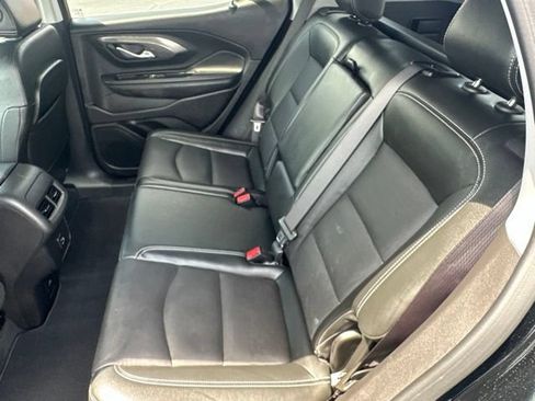 Used 2023 GMC Terrain SLT w/ Infotainment Package II AWD/4WD image 27