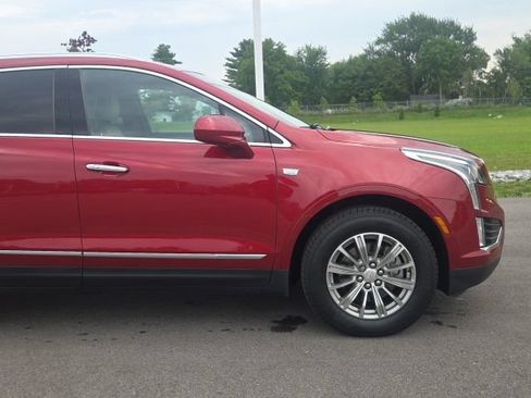 Used 2019 Cadillac XT5 Luxury FWD image 4