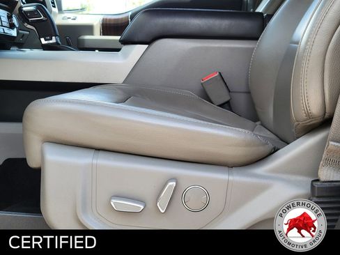 Used 2017 Ford F150 Lariat image 24