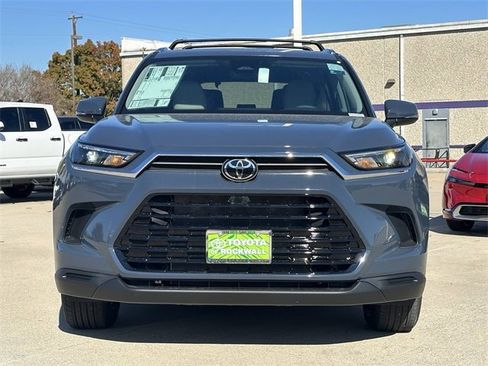 New 2026 Toyota Grand Highlander XLE image 6