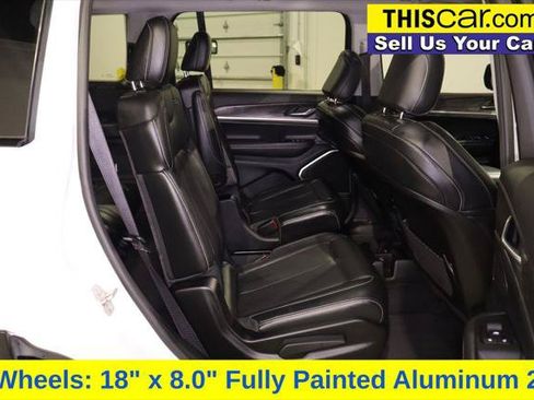 Used 2021 Jeep Grand Cherokee L Limited AWD/4WD image 32