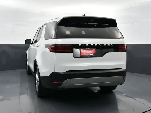 Used 2024 Land Rover Discovery S image 34