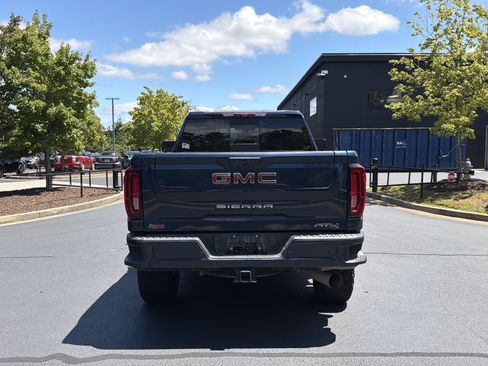 Used 2022 GMC Sierra 2500 AT4 w/ AT4 Premium Plus Package AWD/4WD image 22