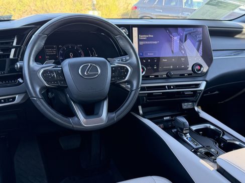 Used 2023 Lexus RX 350 FWD image 29