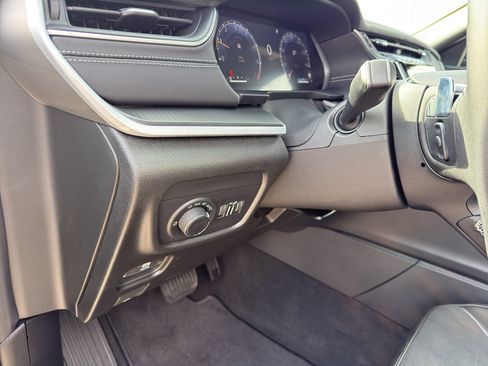 New 2025 Jeep Grand Cherokee L Altitude image 14