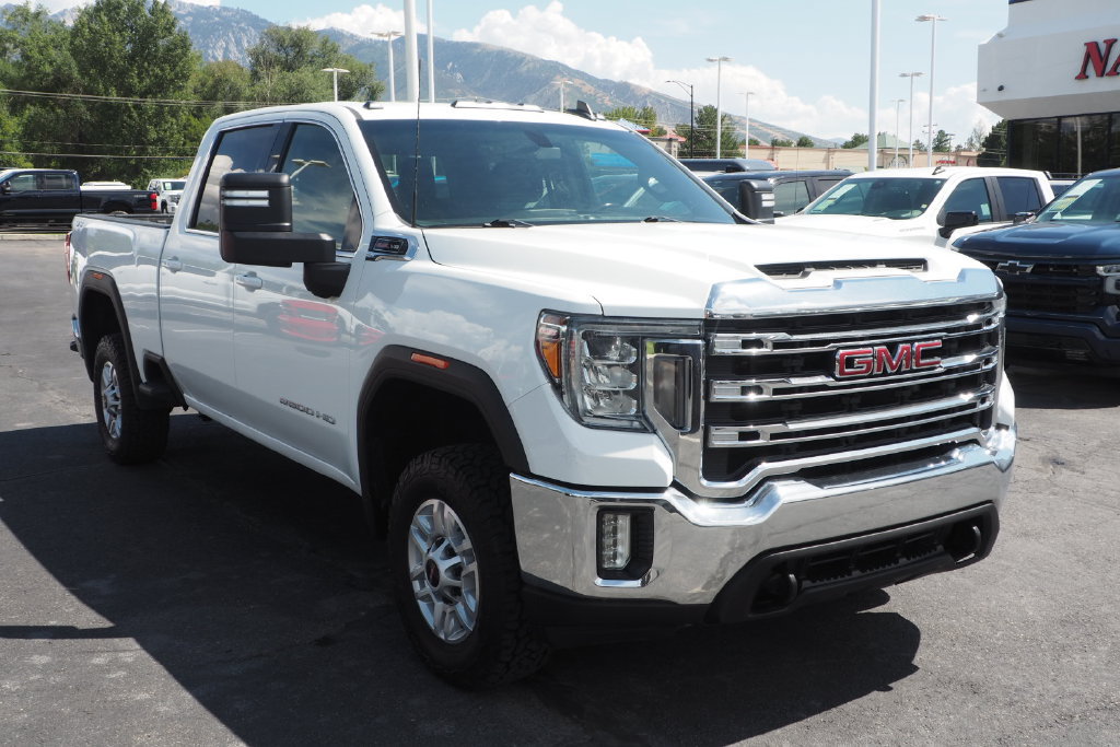 Used 2022 GMC Sierra 2500 SLE w/ Preferred Package AWD/4WD image 3