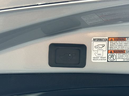 Used 2017 Toyota RAV4 XLE w/ Plus Special Value Package FWD image 23