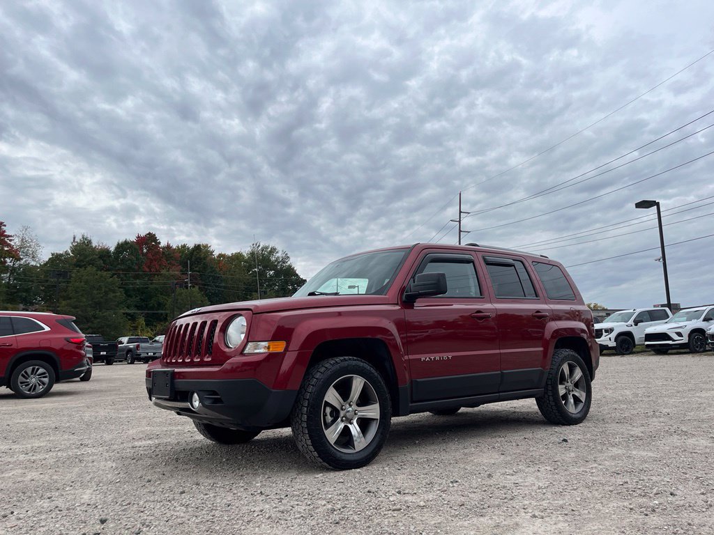 Used 2017 Jeep Patriot High Altitude AWD/4WD image 2