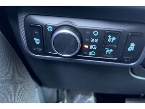 Used 2023 Ford Mustang Mach-E Select RWD image 39